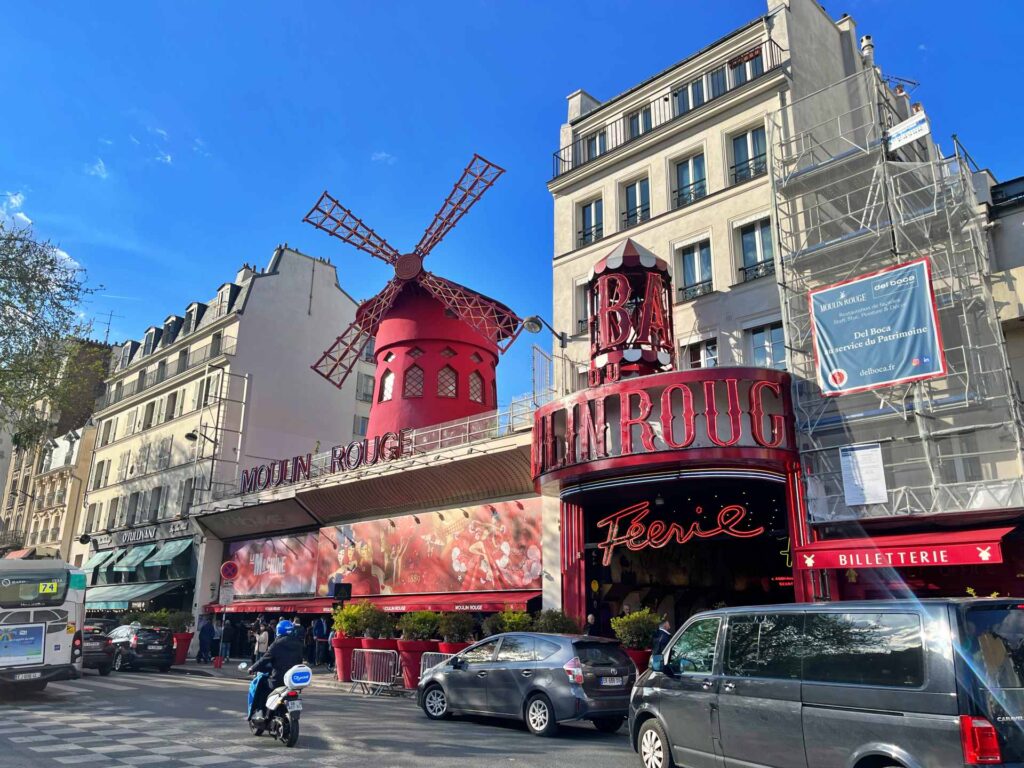 Montmartre- Moulin Rouge